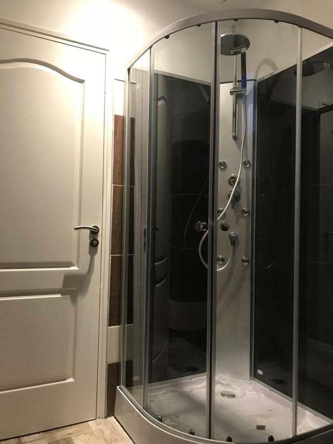 Gite 5 Pers Avec 2H Espace Bien-Etre Privatise Inclus Dans Le Prix De La Nuit 80M2 De Detente Équilly المظهر الخارجي الصورة